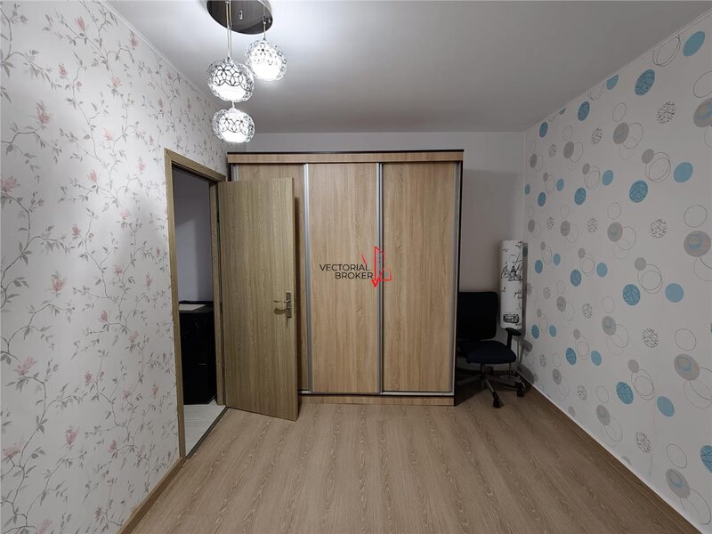 Titan, Pallady, Opel, studio, bloc nou.